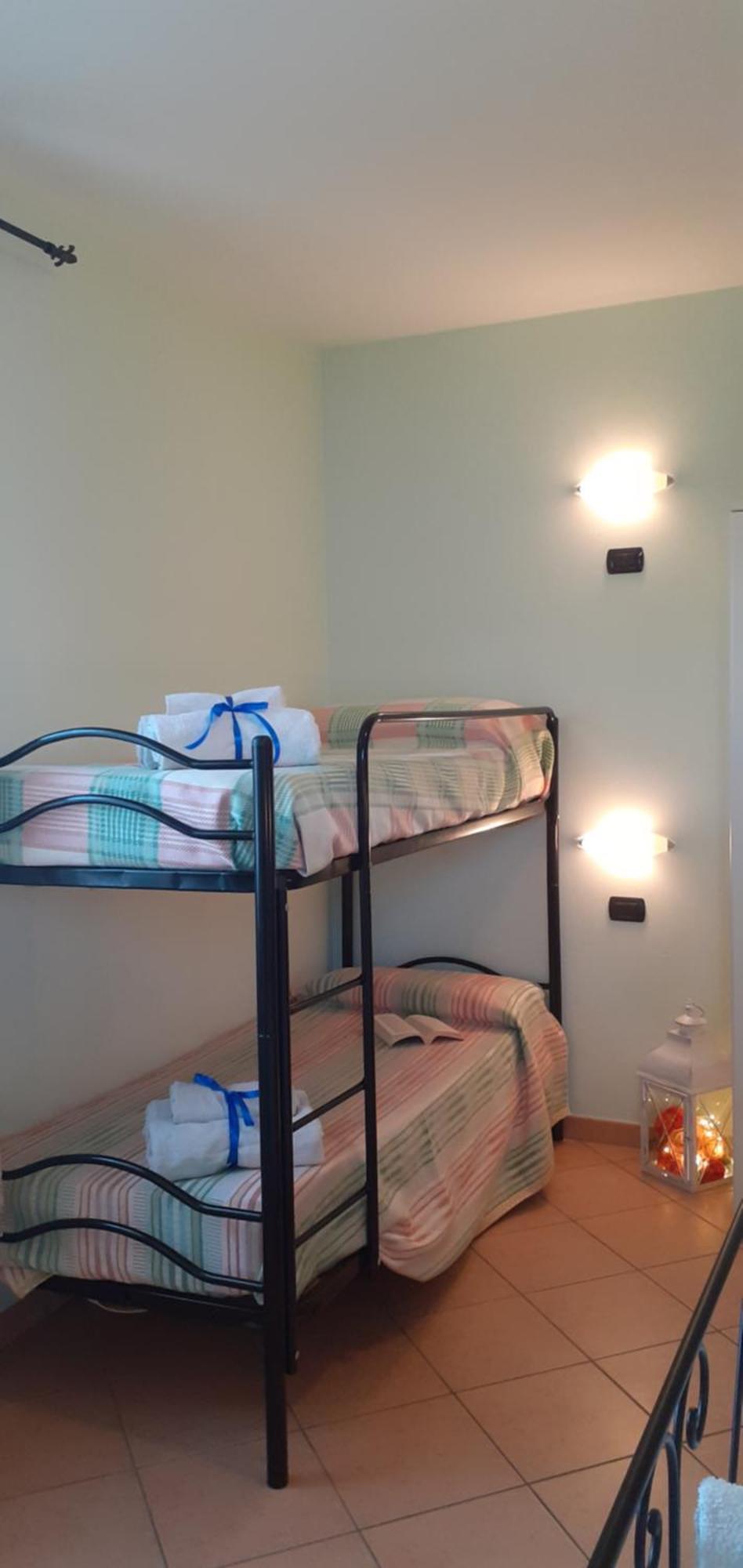 Agriturismo L'Uliveto Гарняно Екстериор снимка