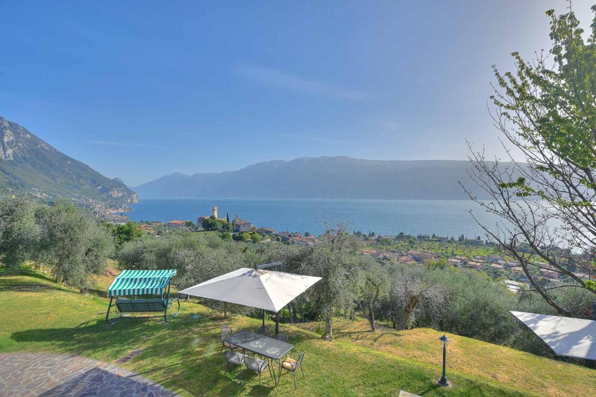 Agriturismo L'Uliveto Гарняно Екстериор снимка
